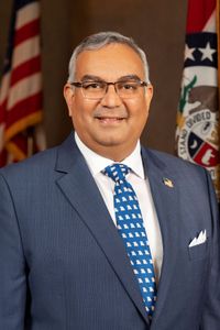 Vivek Malek